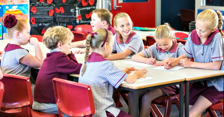 single sex schools vs coeducational schools In a coeducational school such as brighton college, boys and girls learn together i for one am glad that single-sex schools are rewriting the rules. single sex schools vs coeducational schools In a coeducational school such as brighton college, boys and girls learn together i for one am glad that single-sex schools are rewriting the rules.